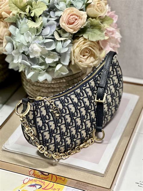 cd lounge bag blue dior oblique jacquard